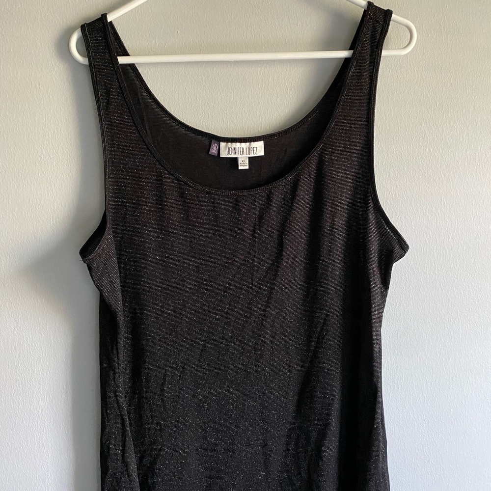 Black sparkle tank stop by Jennifer Lopez